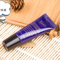 Kiehl’s 科颜氏蓝精灵眼霜