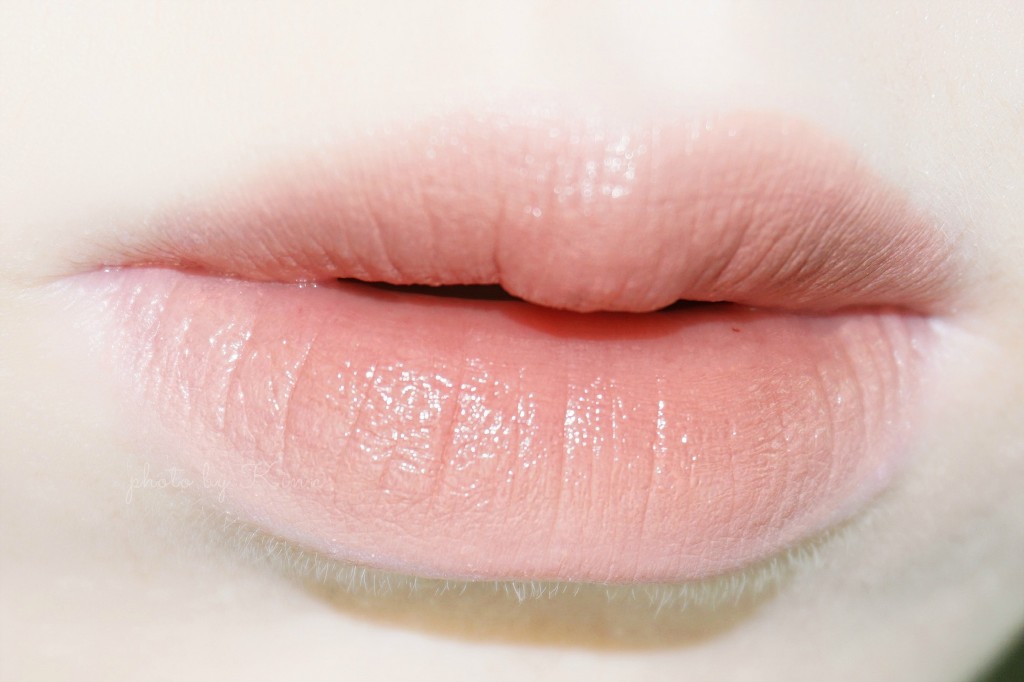 兰芝双色唇膏 LANEIGE two tone lip bar NO.2 Red Blossom 试色