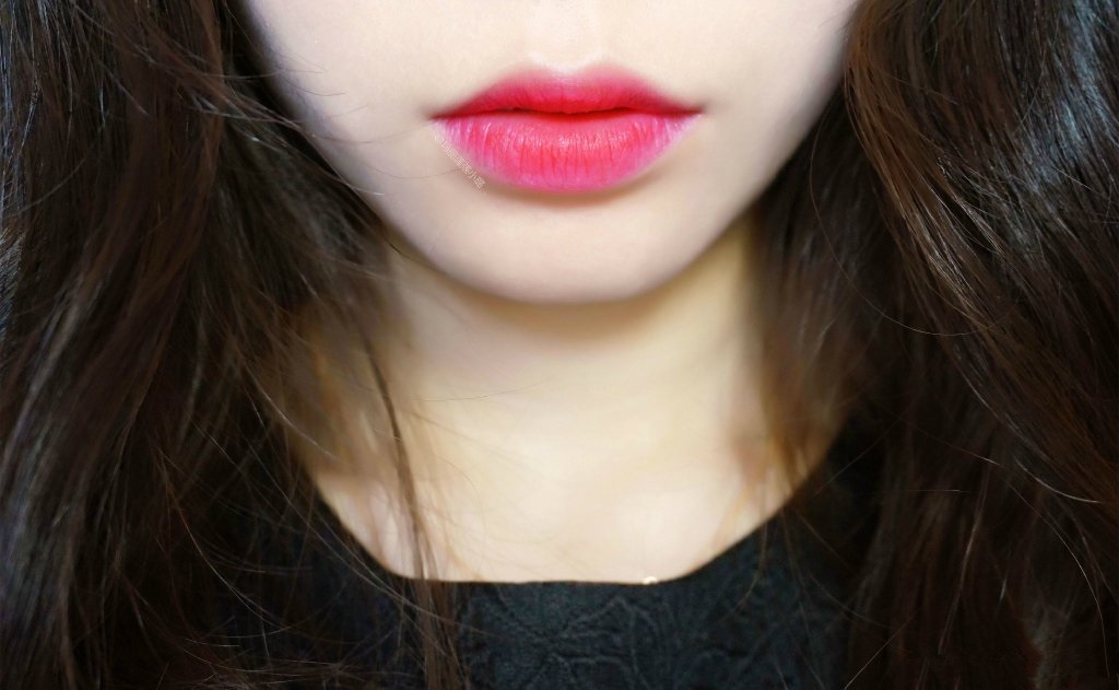 BOURJOIS ROUGE EDITION VELVET妙巴黎天鹅绒彩唇釉#02 #06试色。