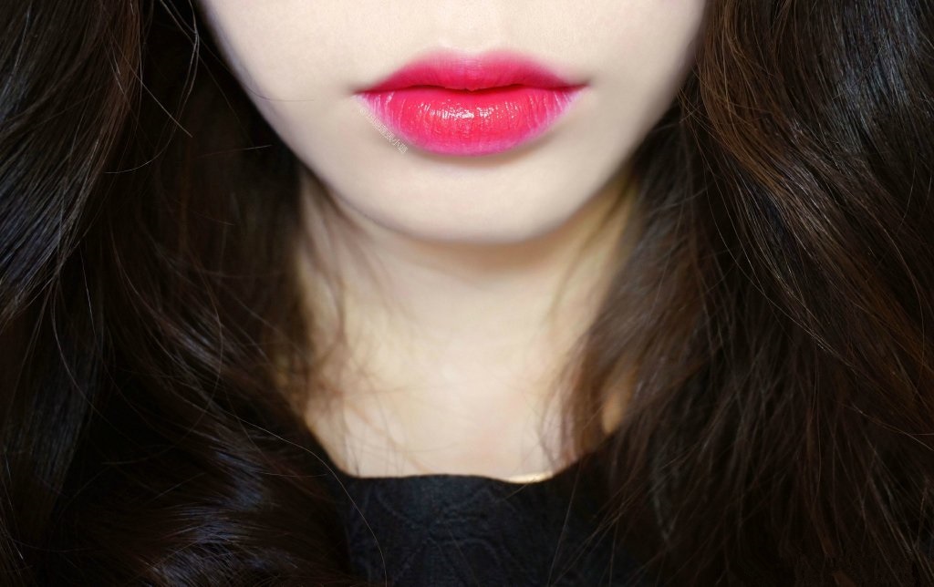 BOURJOIS ROUGE EDITION VELVET妙巴黎天鹅绒彩唇釉#02 #06试色。