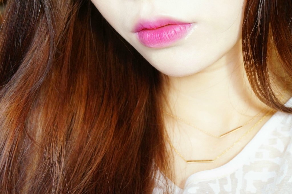 BOURJOIS ROUGE EDITION VELVET妙巴黎天鹅绒彩唇釉#02 #06试色。