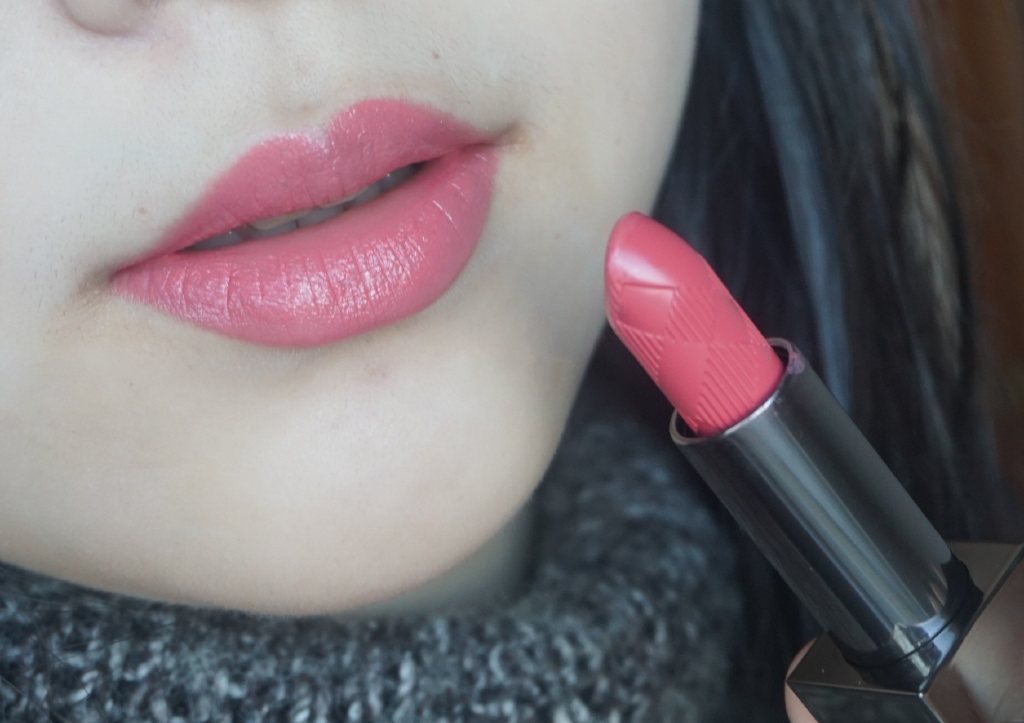 Burberry kisses唇膏 Pink Poeny No.37 试色