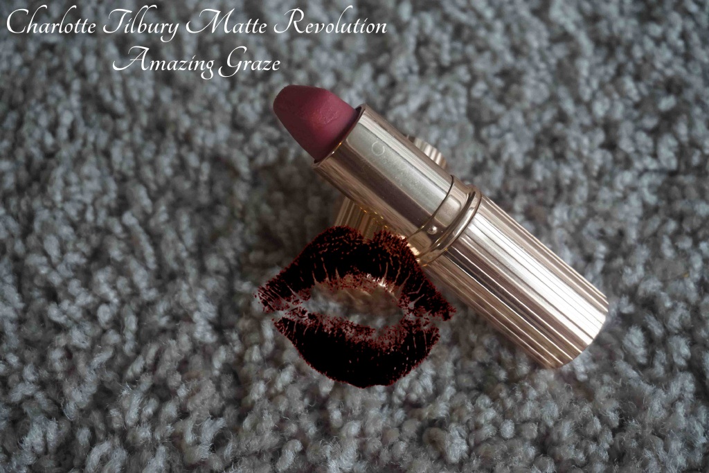 Charlotte Tilbury唇膏 Matte Revolution系列 色号Amazing Graze试色