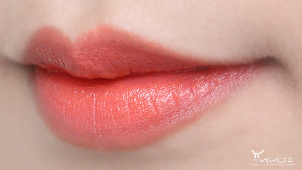 the SAEM Kissholic Lipstick S CR01试色