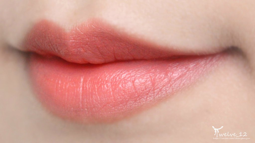 the SAEM Kissholic Lipstick S CR01试色