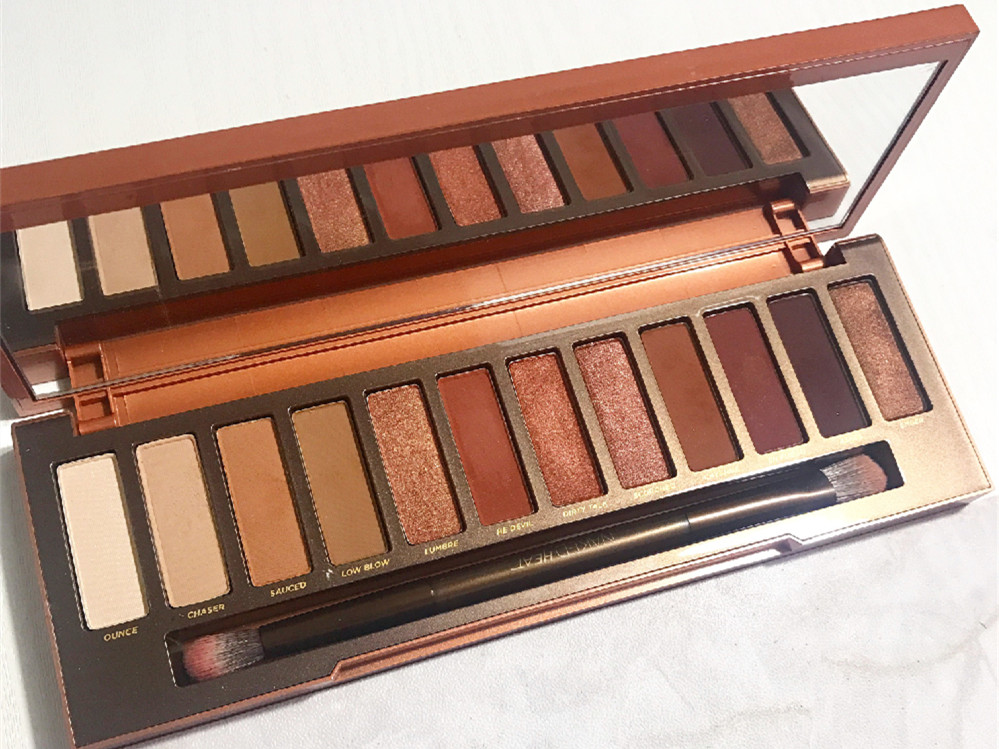 Urban Decay Naked Heat眼影盘