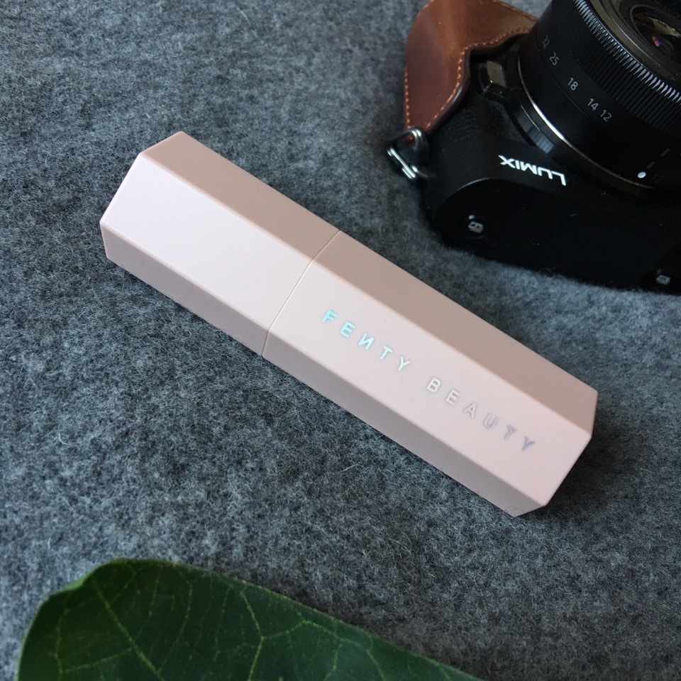 Fenty Beauty修容棒真的非常好用了，安利给你们~