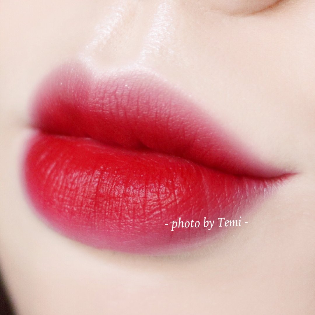 BOBBI BROWN秋冬新款哑光口红（red caroet#）试色