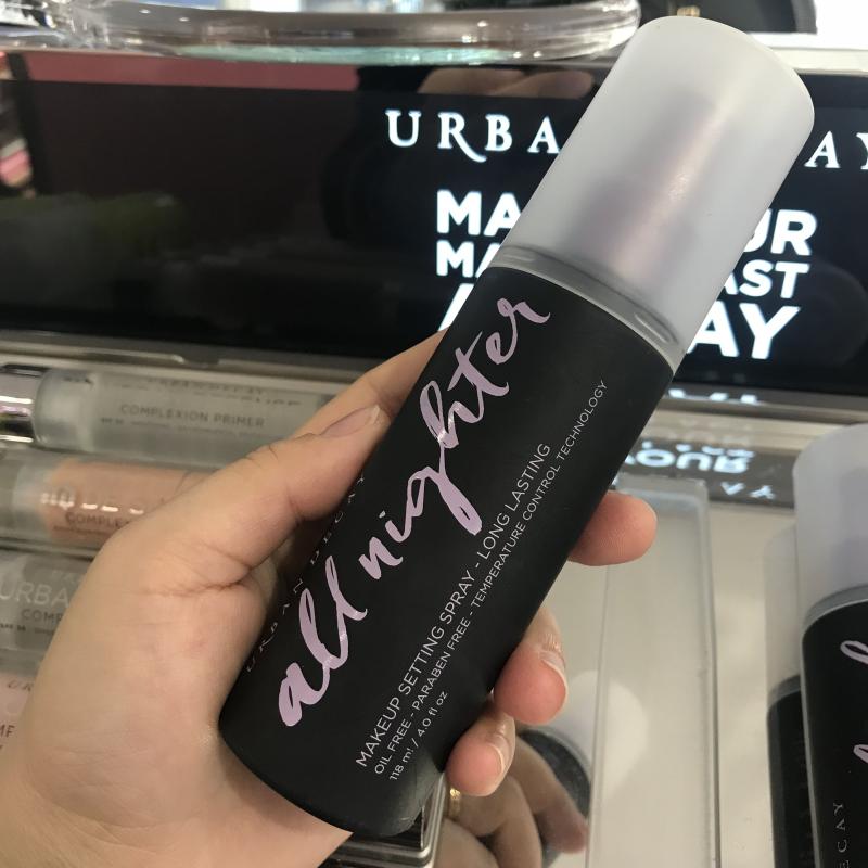 ud定妆喷雾味道很臭