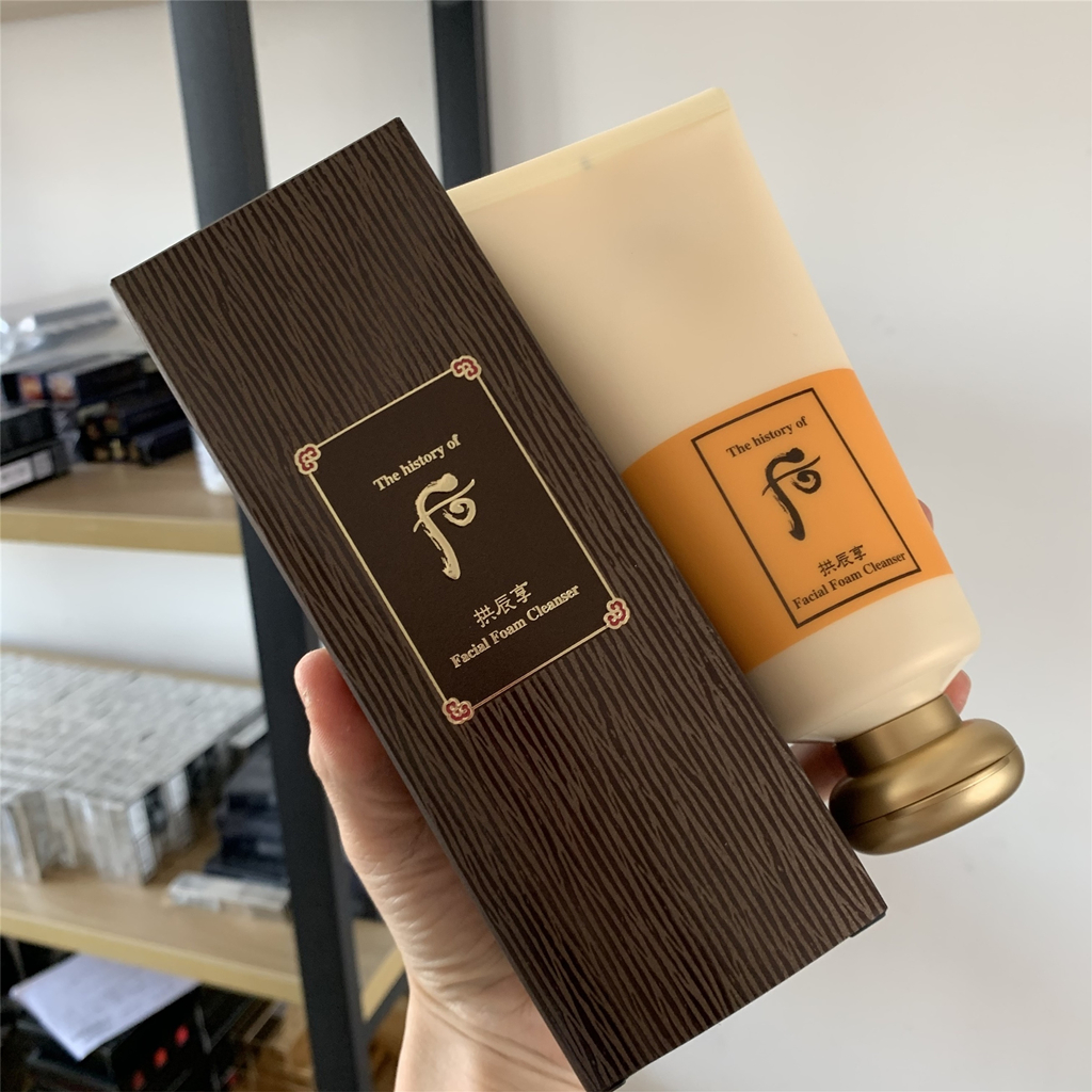 后拱辰享洗面奶怎么会有金粉， 洗不掉有事吗？