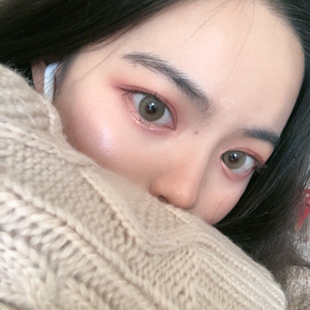 绿色美瞳配什么眼影