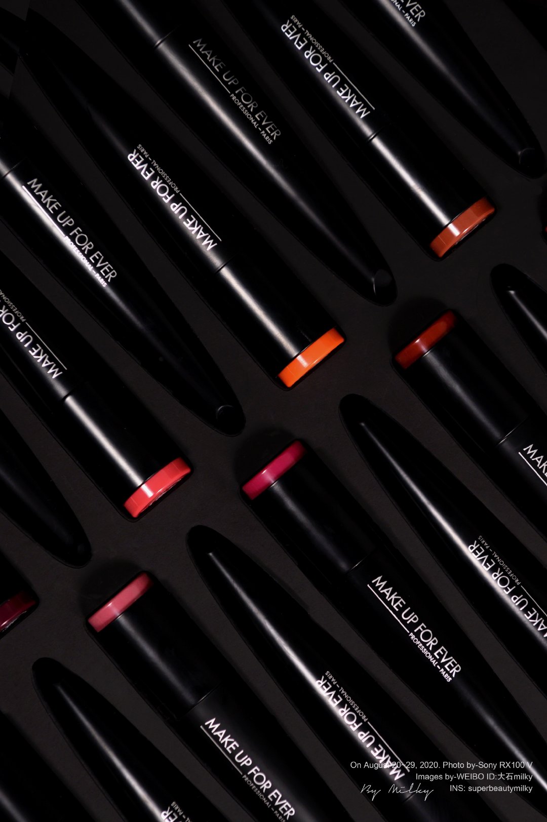 MAKE UP FOR EVER玫珂菲奶霜小黑管口红170/2+7/318/320/322/402/408/410/412/414试色
