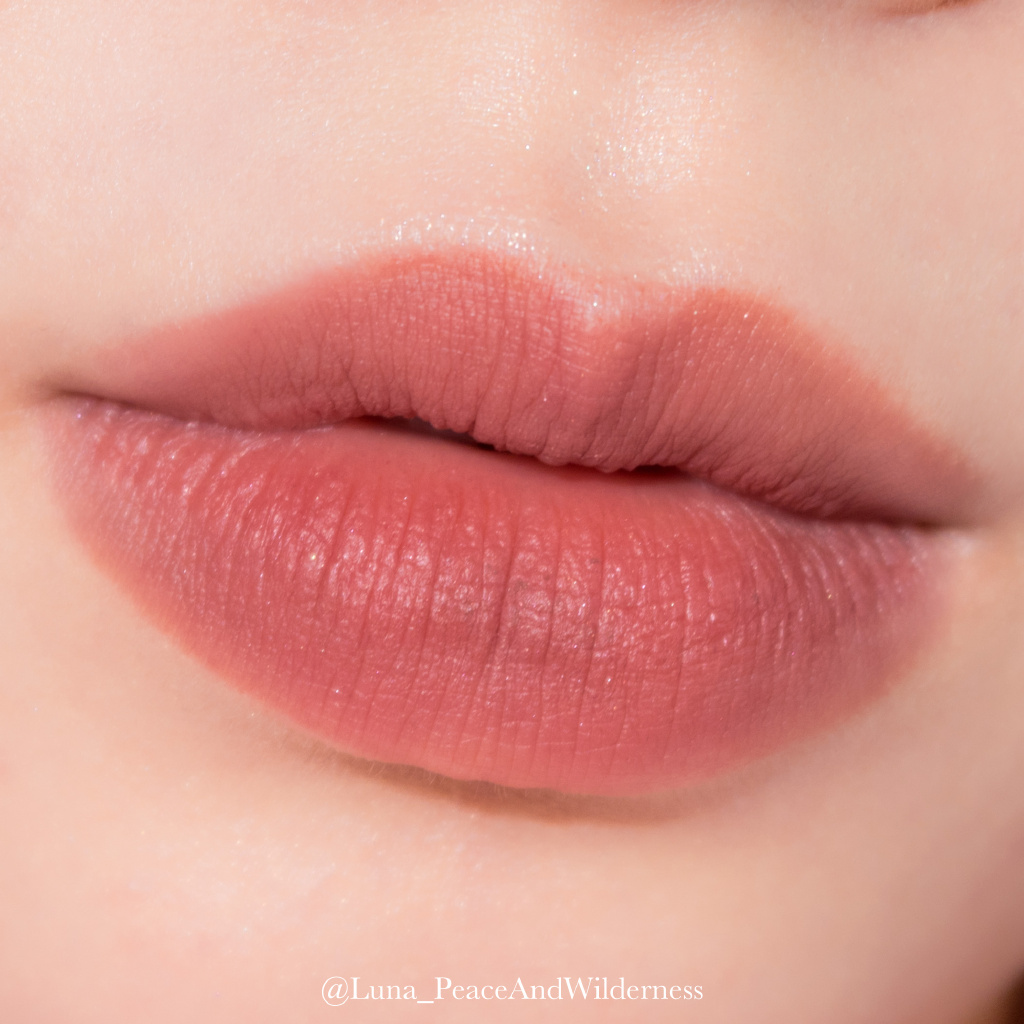 Colourpop哑光唇膏笔Hike House试色
