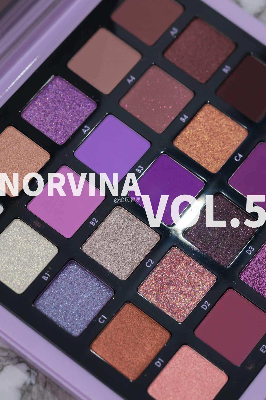 Anastasia/ABH Norvina五代眼影盘Vol.5浅紫罗兰色盘试色