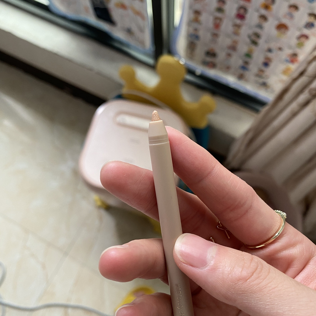 橘朵卧蚕笔06