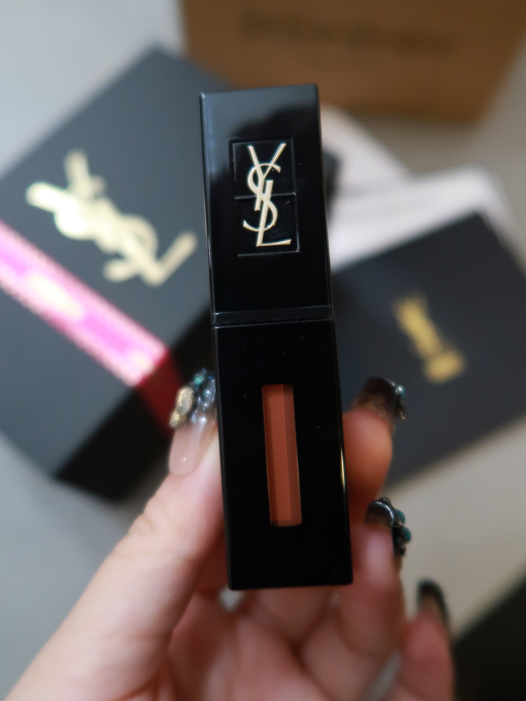 YSL610冰乌龙试色