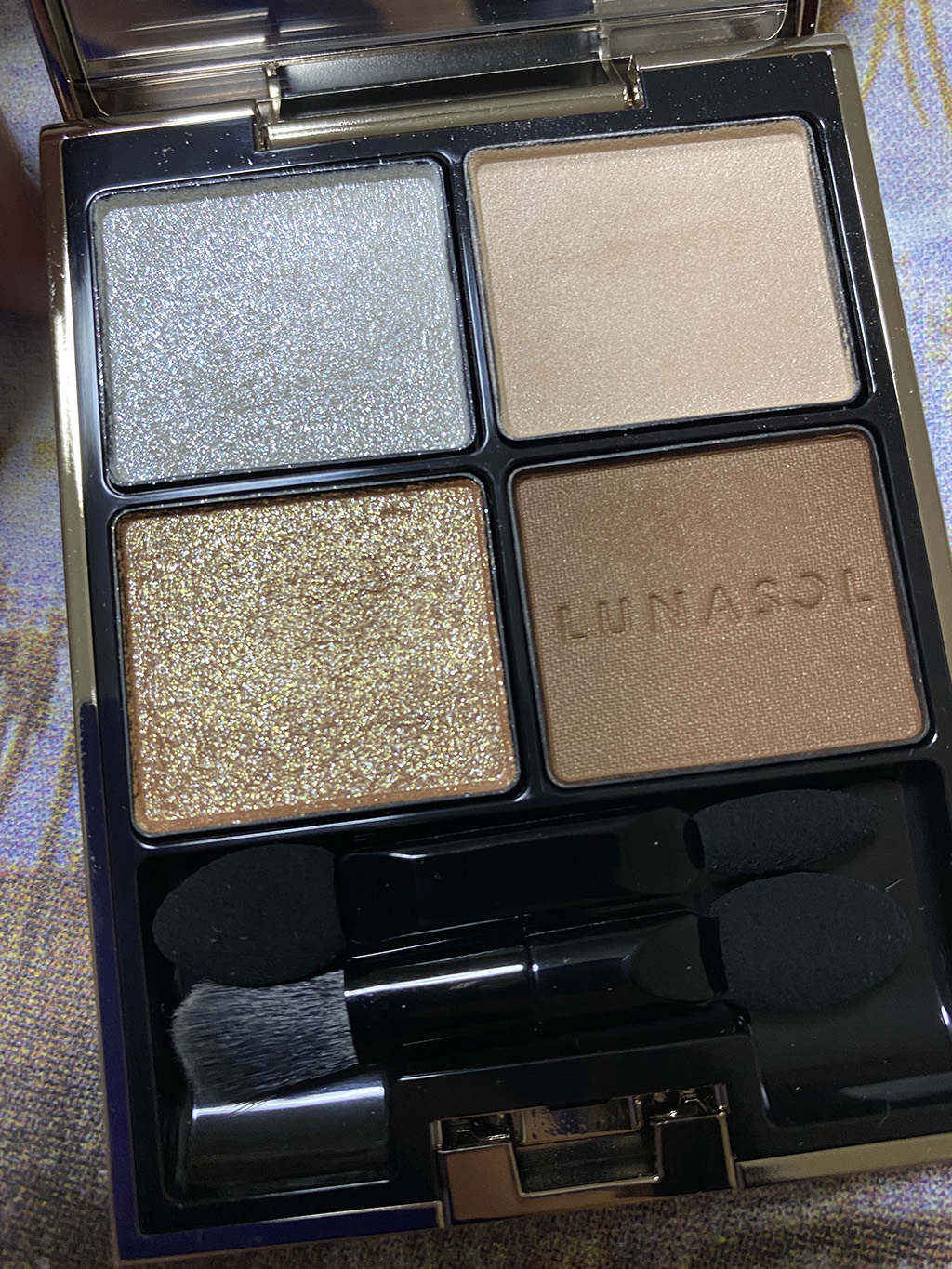 lunasol日月晶采四色眼影盘15（EX12复刻）试色
