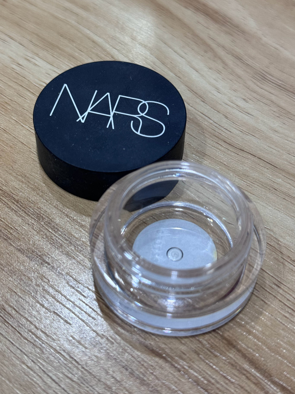 NARS遮瑕膏空瓶