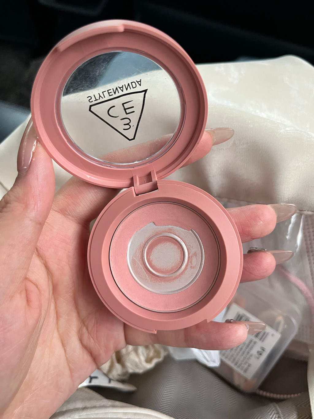 3ce 的这块mono pink 噂嘟很好用！