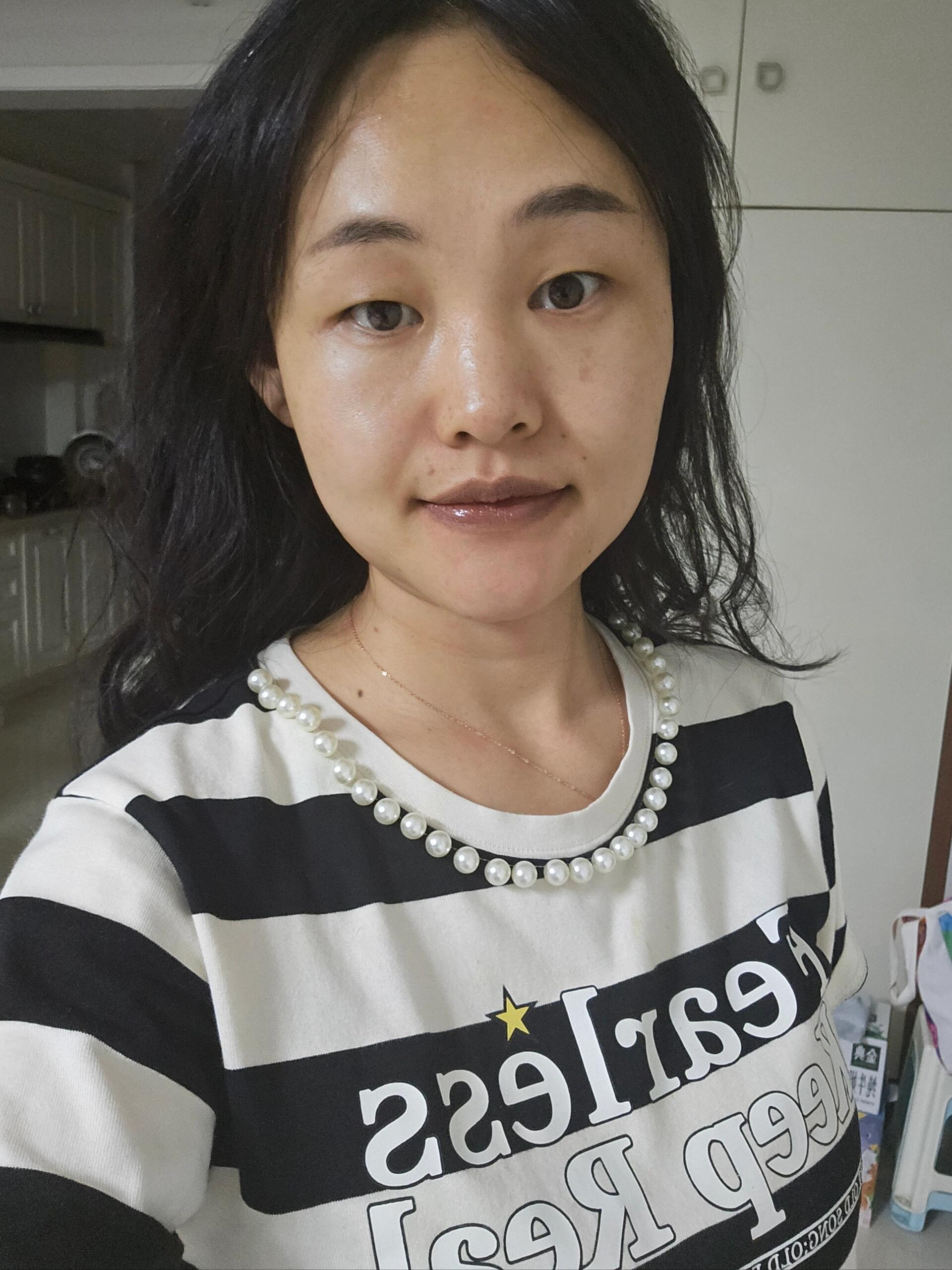 深唇无滤镜水川花行唇璃唇膏试色