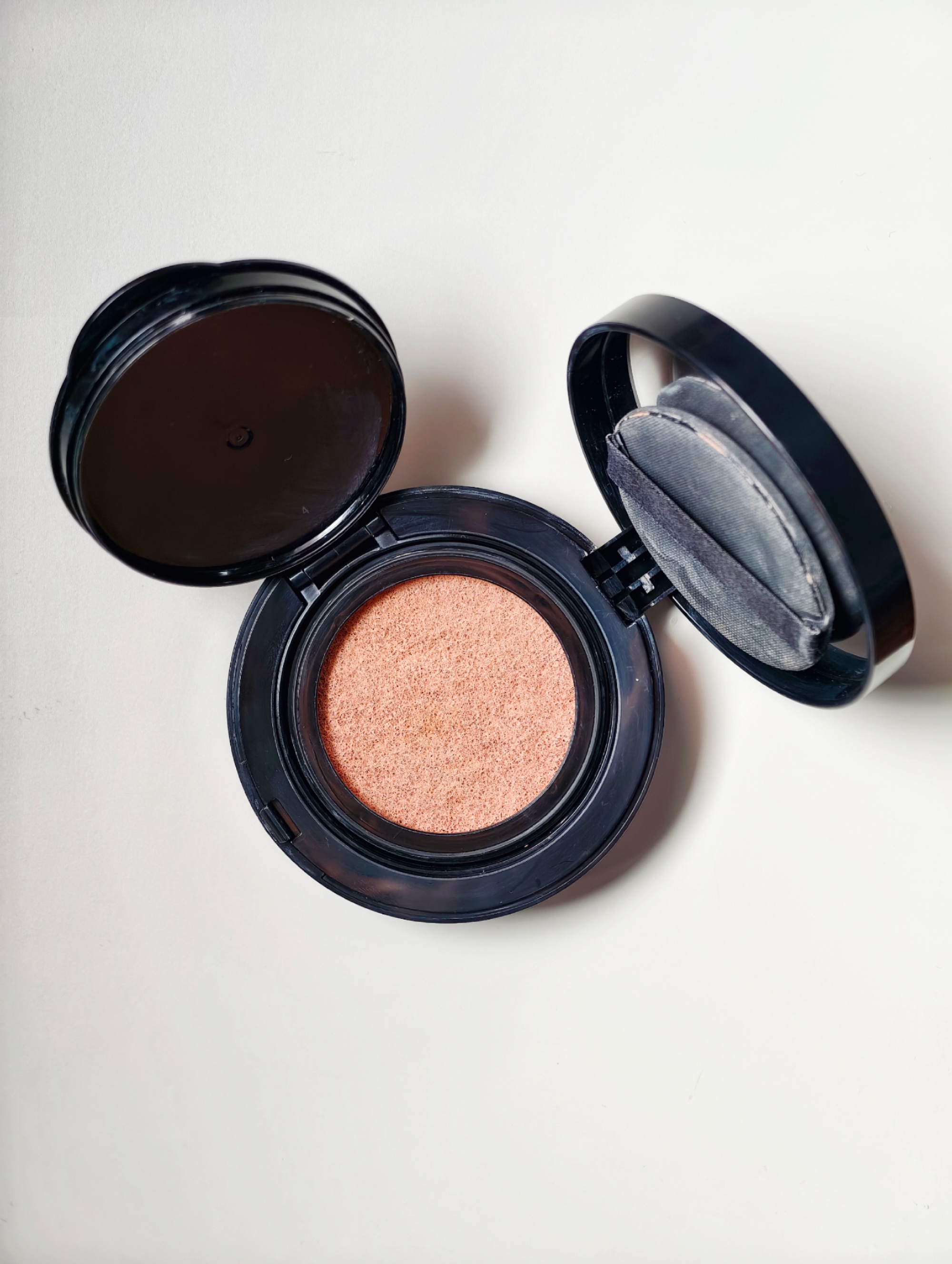 KATE调色遮瑕气垫粉底