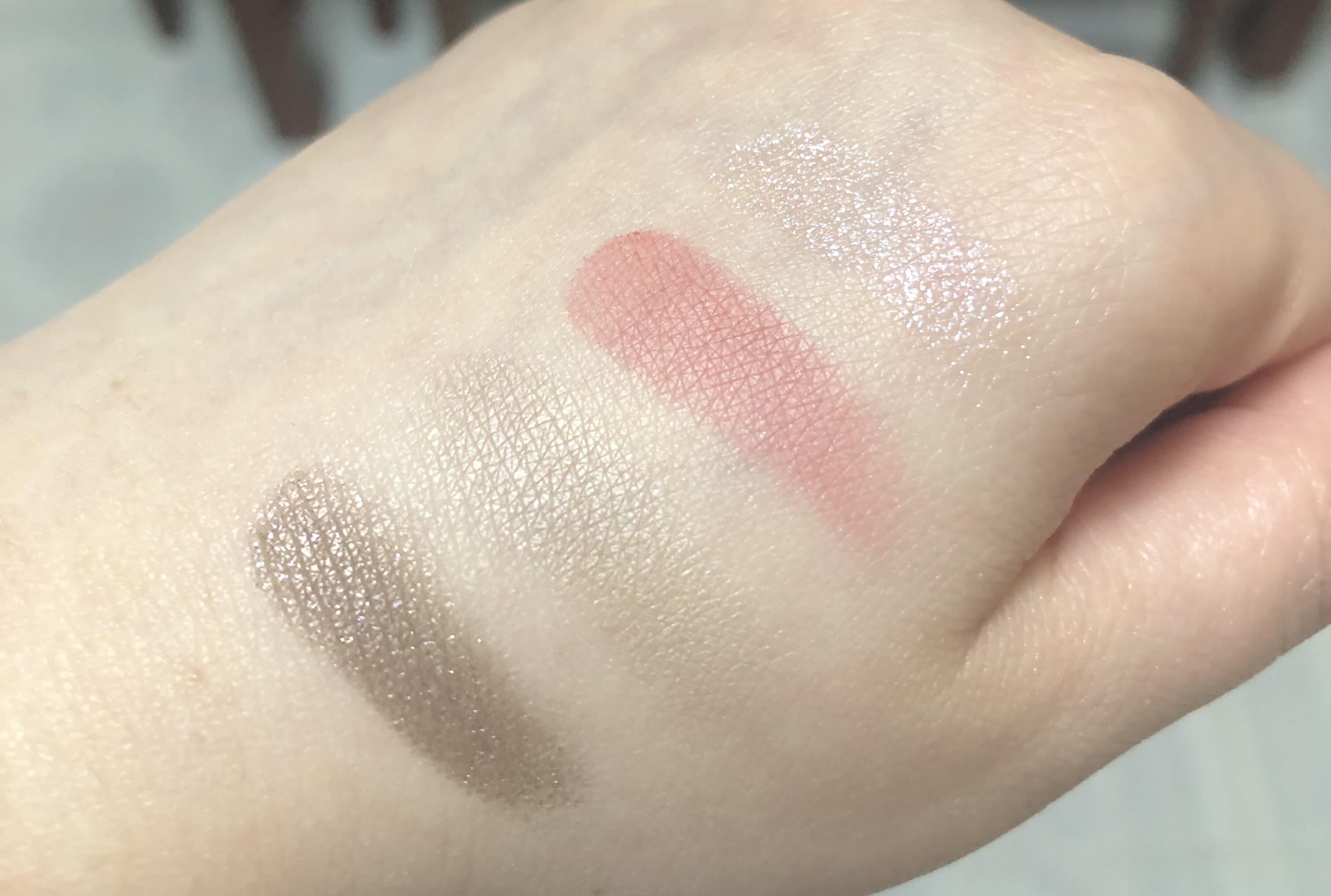 SUQQU四色眼影138涼莓试色