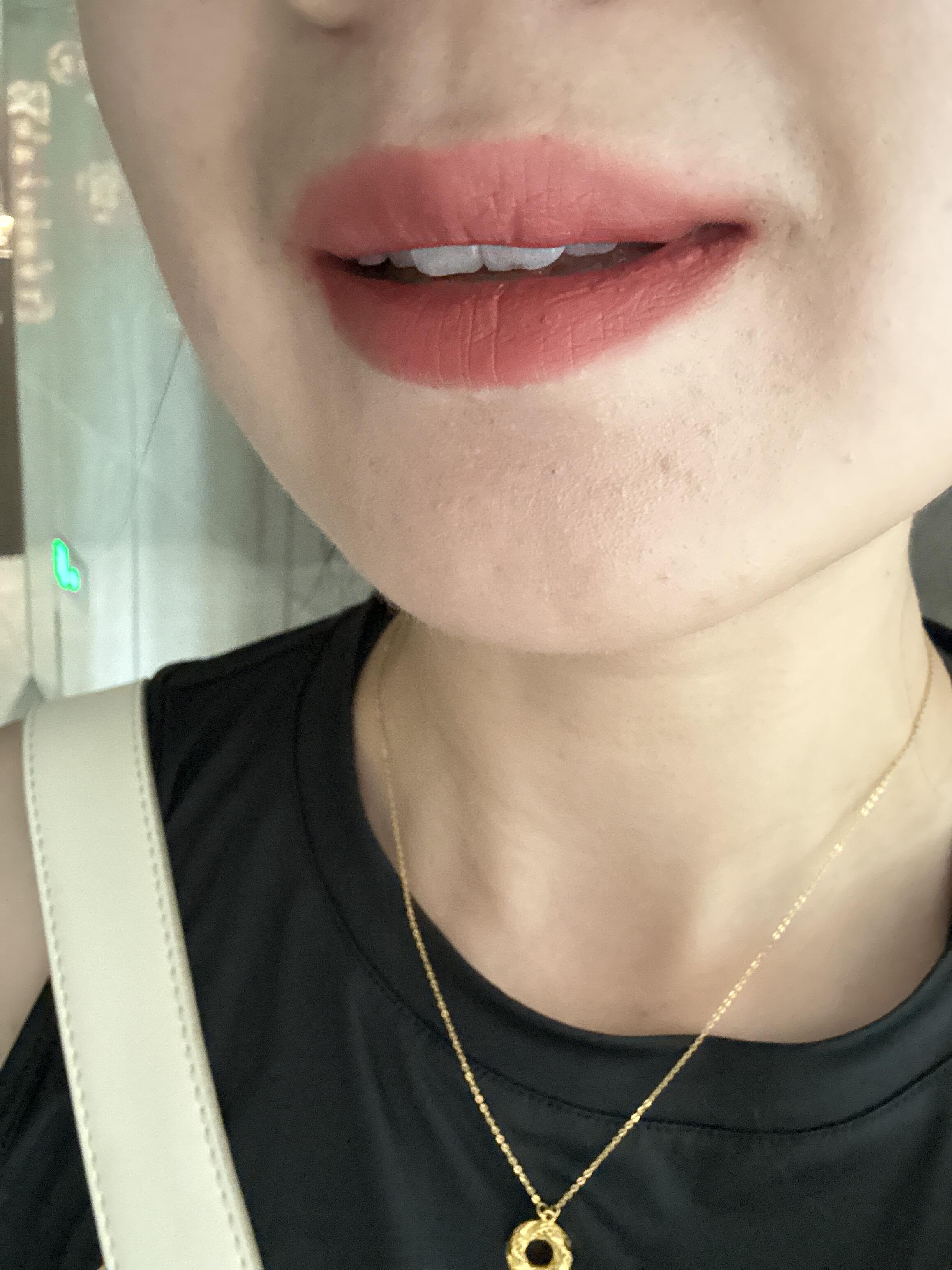 Gucci口红217试色