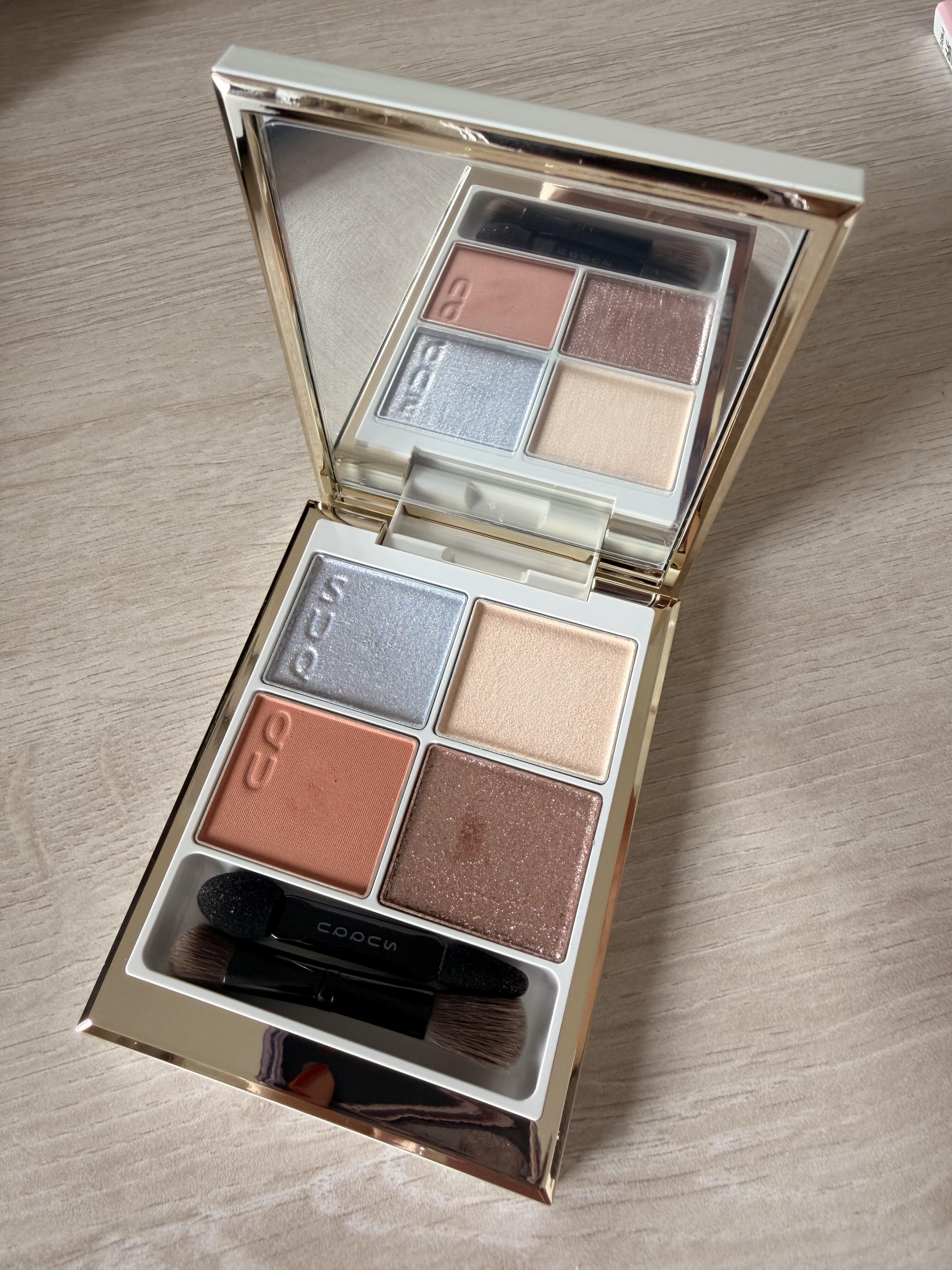 SUQQU四色眼影盘光饰试色