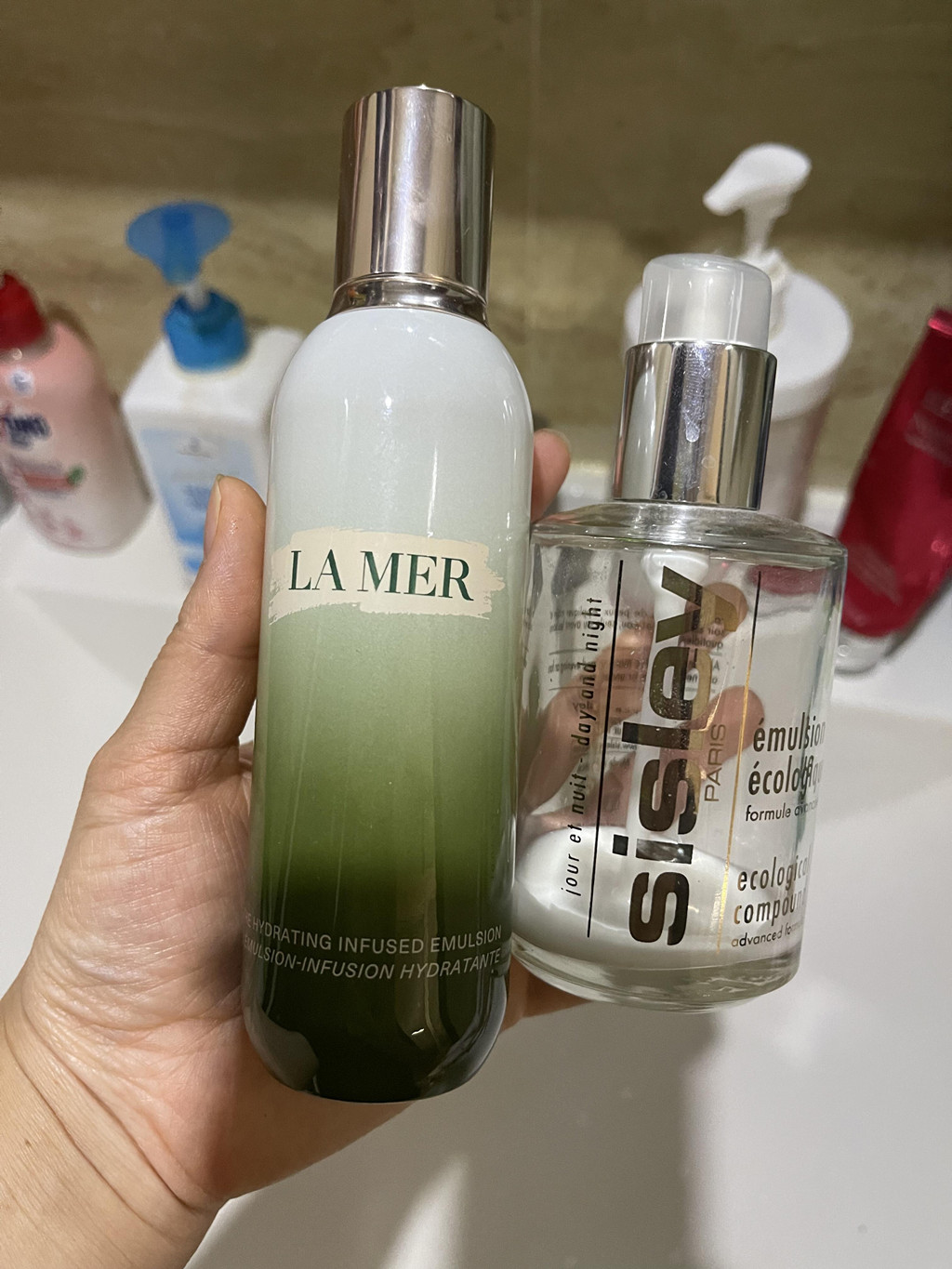 海蓝之谜精粹乳vs希思黎全能乳液自用反馈