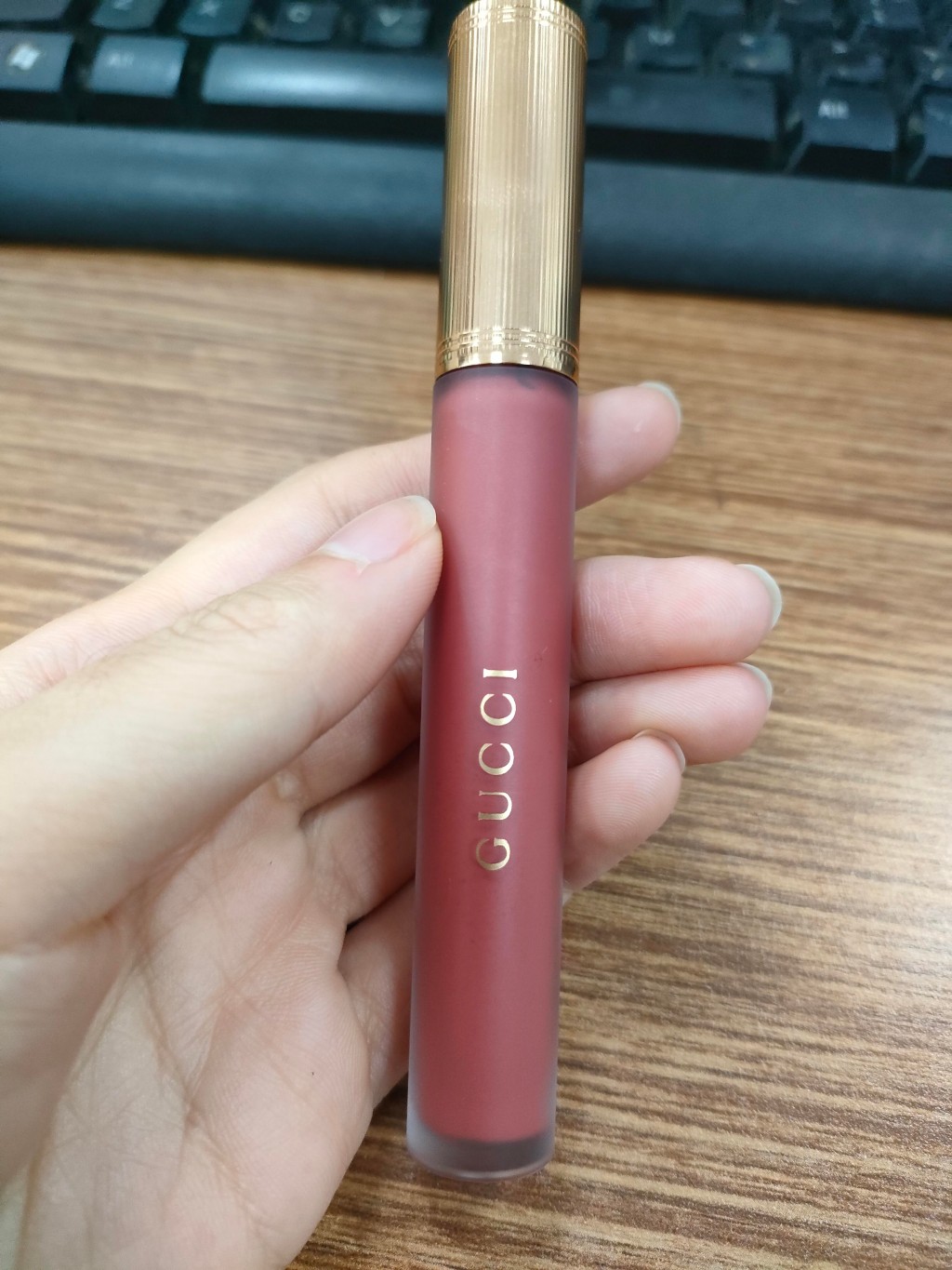 gucci金管唇釉203试色